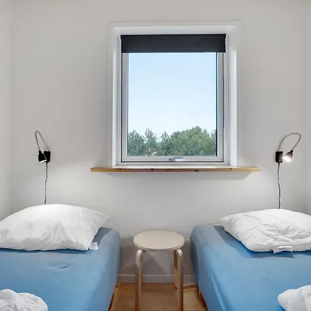 Holiday Home Folvavej V بيت للعطل *