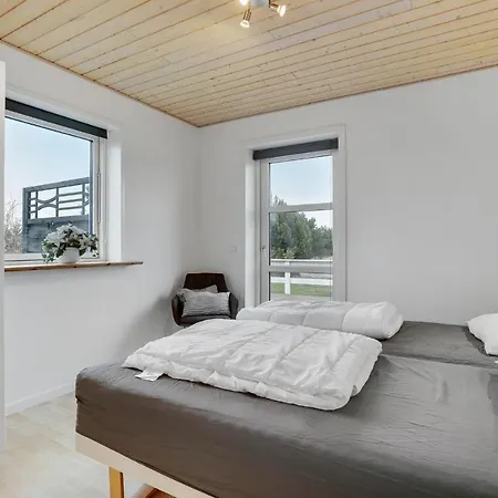 Holiday Home Folvavej V Bøtø By