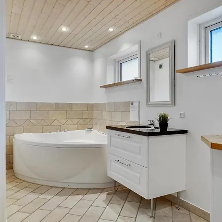 Stunning In Vaeggerlose With Sauna Holiday home *